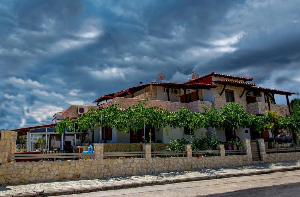 Sarti Paradise Exterior photo